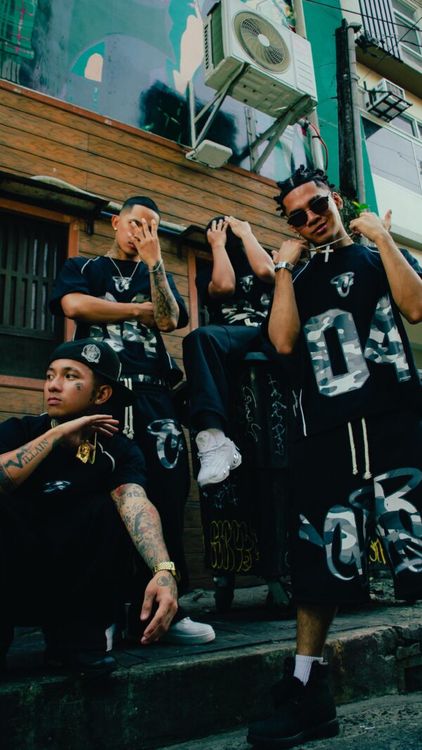YEAR 4 - Raglan Tee Black